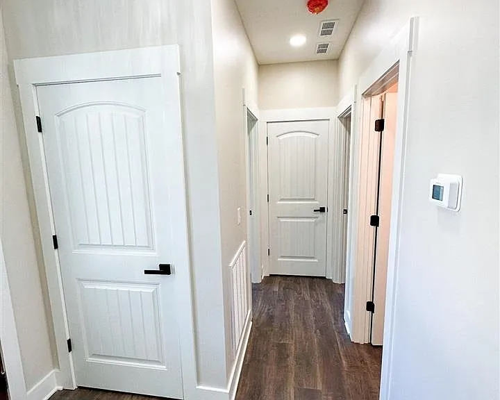 1184 County House Ln — Photo 23
