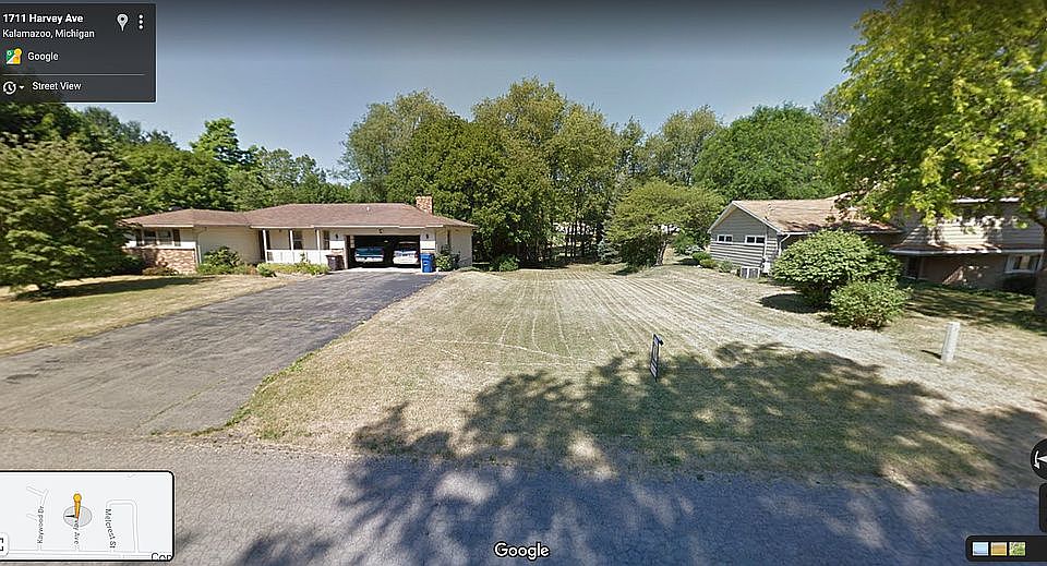 1st image of 1717 Harvey Ave