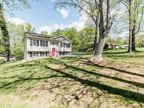 3rd image of 130 Worley Dr Lot 3