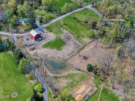 3rd image of 158 Cummings Rd