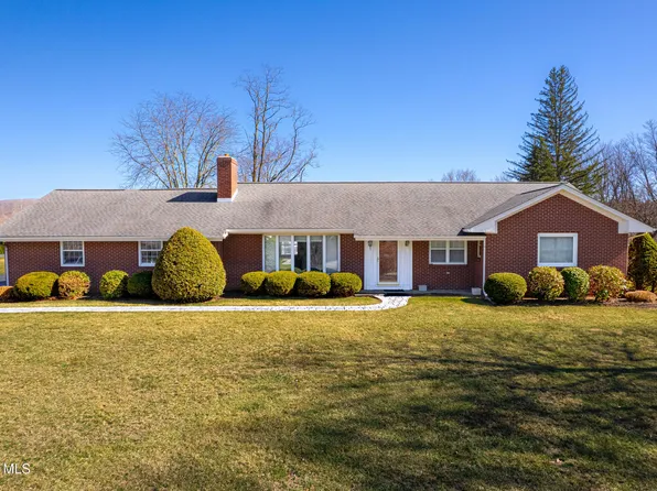 2224 Egolf Rd, Bedford, PA 15522