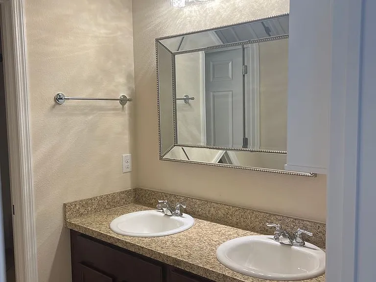642 Andalusia Loop — Photo 31