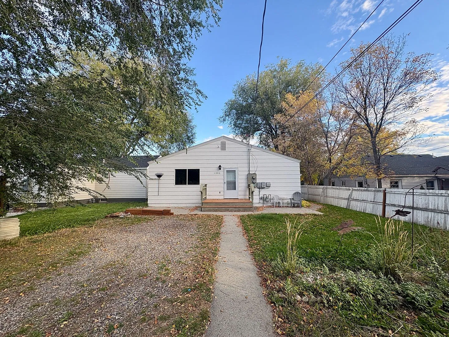 1130 Howard — Photo 1
