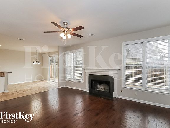 3rd image of 200 Mirramont St