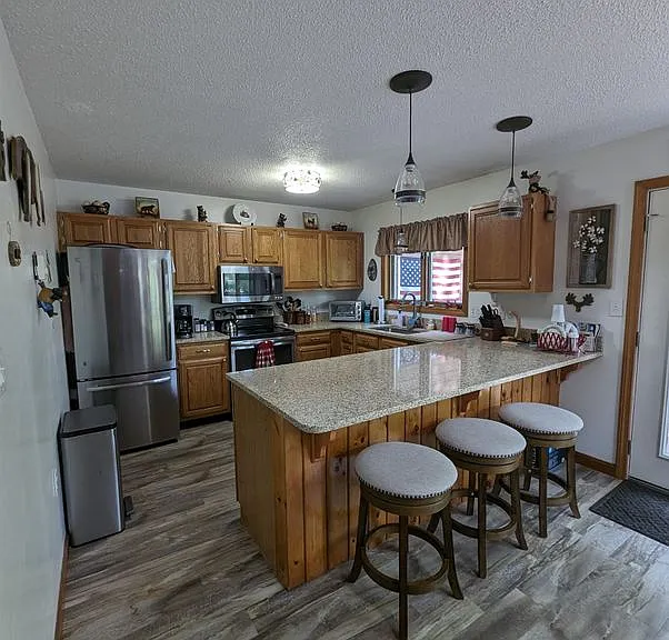 17 Cascade Dr #282 — Photo 2