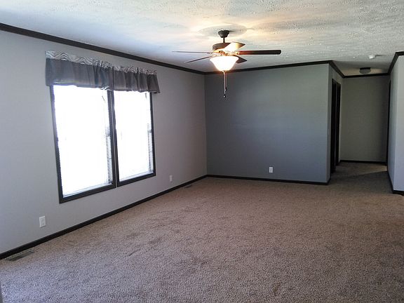 2nd image of 28823 Mapleleaf Dr #130
