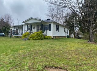 40 Cross Rd, Burkesville, KY 42717