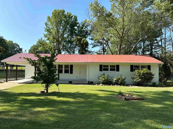 308 10th Ave NE, Arab, AL 35016