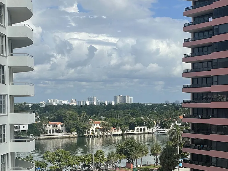 5161 Collins Ave #811 — Photo 3