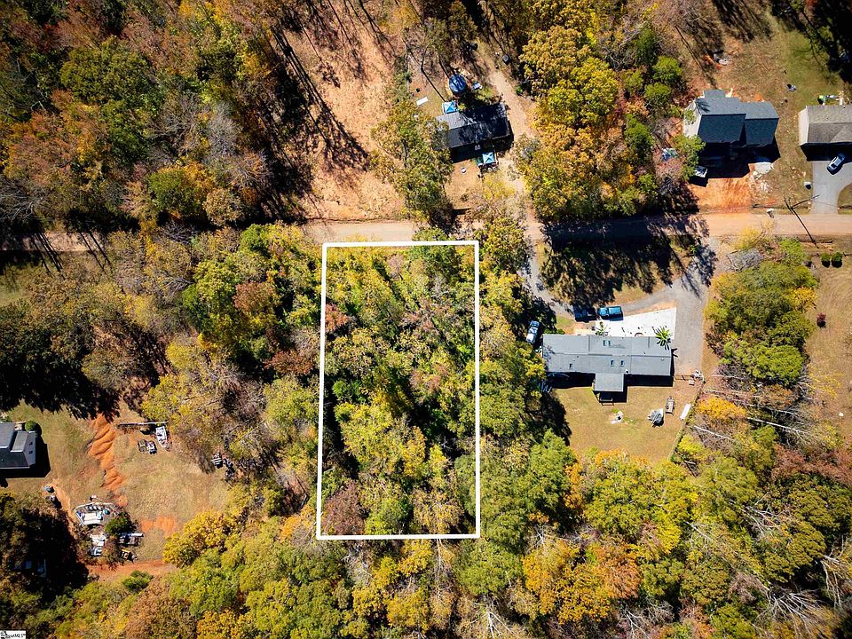 1st image of 211 Marlena Ave