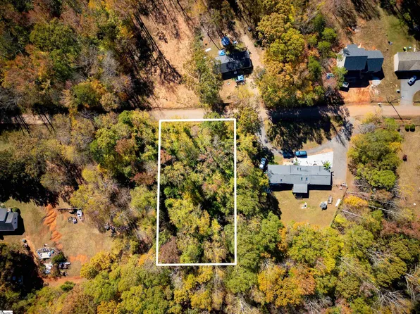 211 Marlena Ave, Piedmont, SC 29673