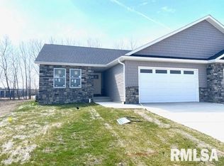 3908 Westgate Dr, Springfield, IL 62711