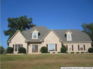 1942 Keenlan Dr, Hernando, MS 38632