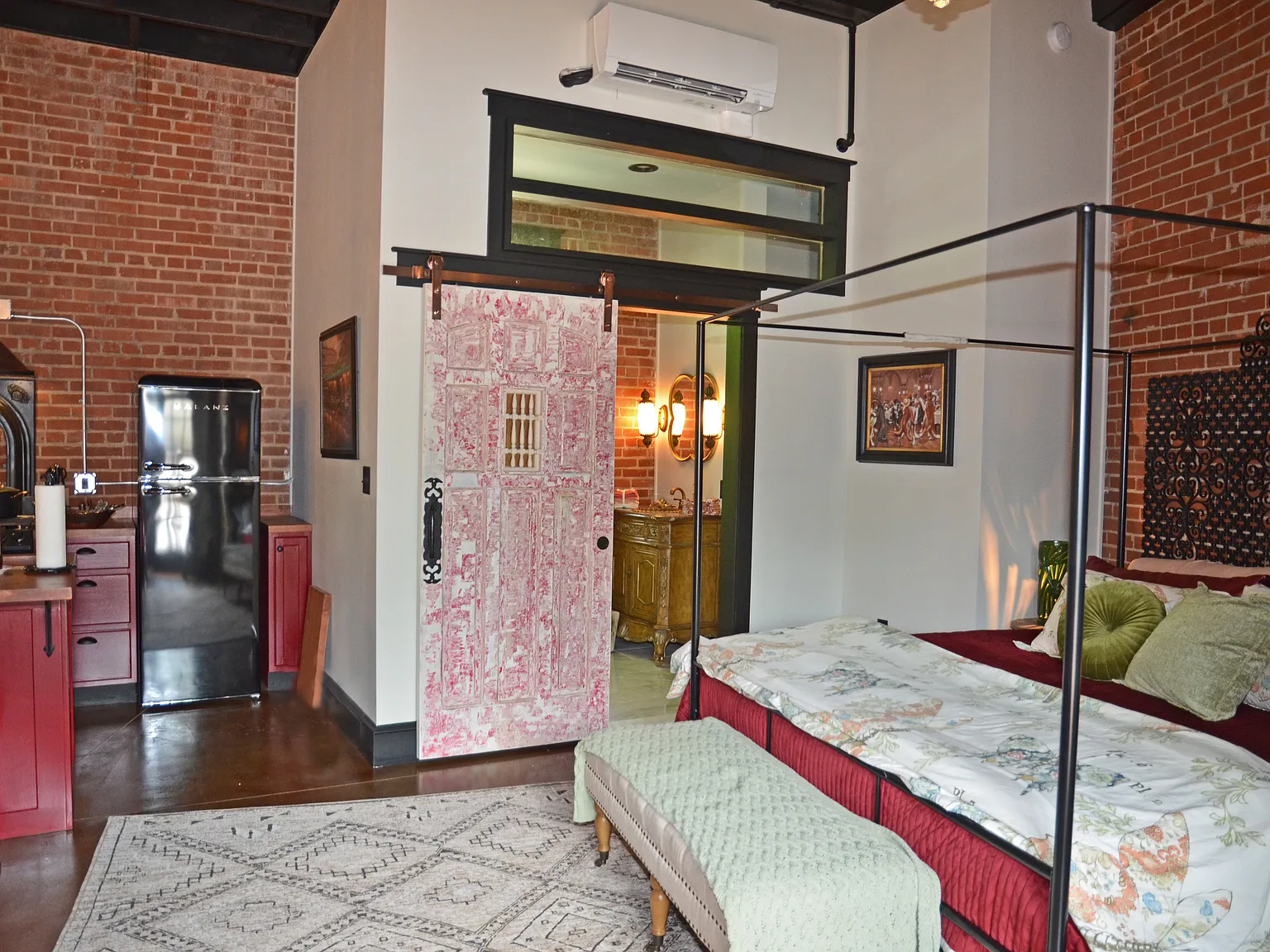 1 bed, 800 sqft, $1,900 — Photo 4