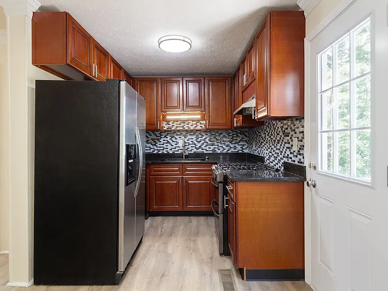 3109 Destin Cir — Photo 10