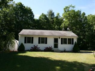 50 Scott Rd, Fitchburg, MA 01420