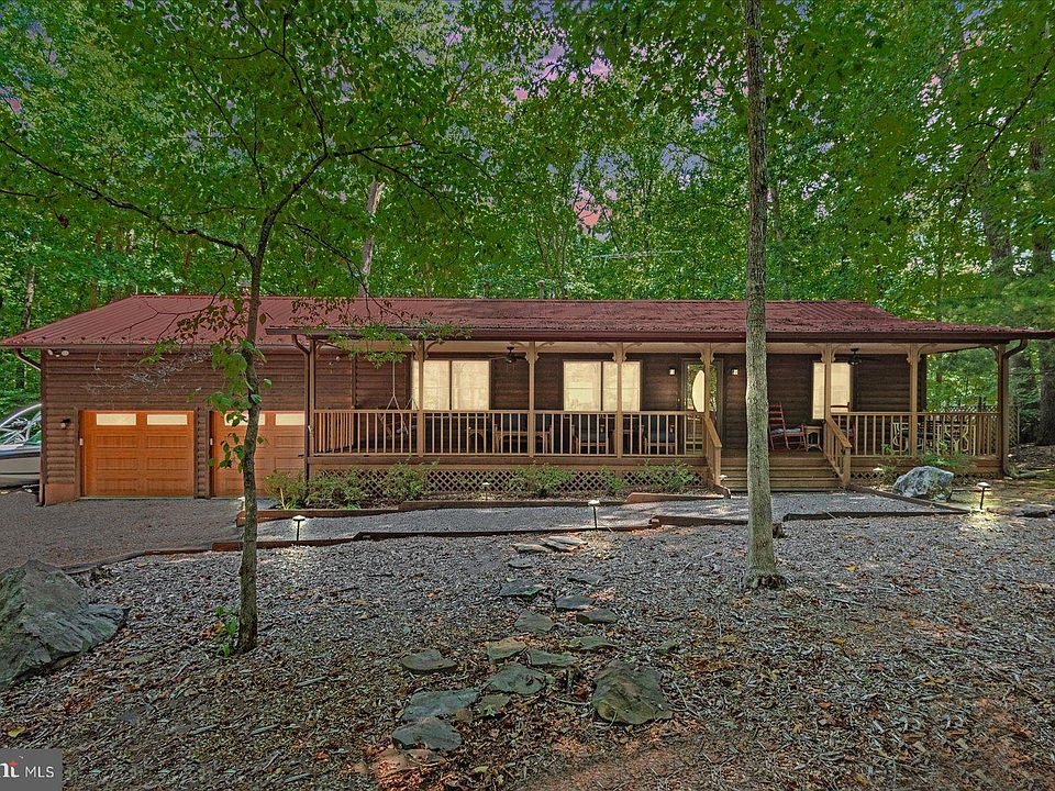 1st image of 410 Lakewood Dr