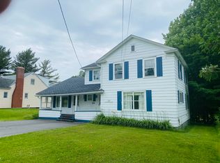 724 Main St, Derby Line, VT 05830