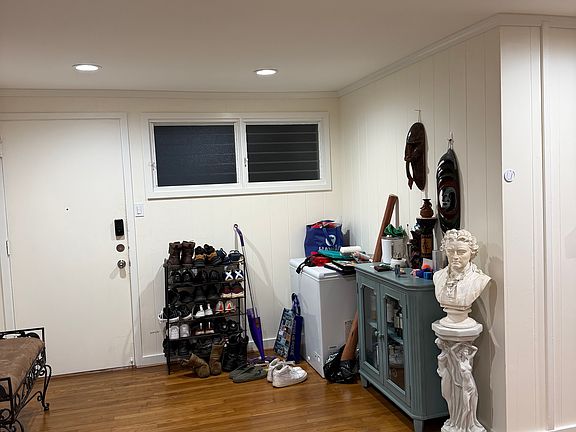 4th image of 99-632 Kahilinai Pl