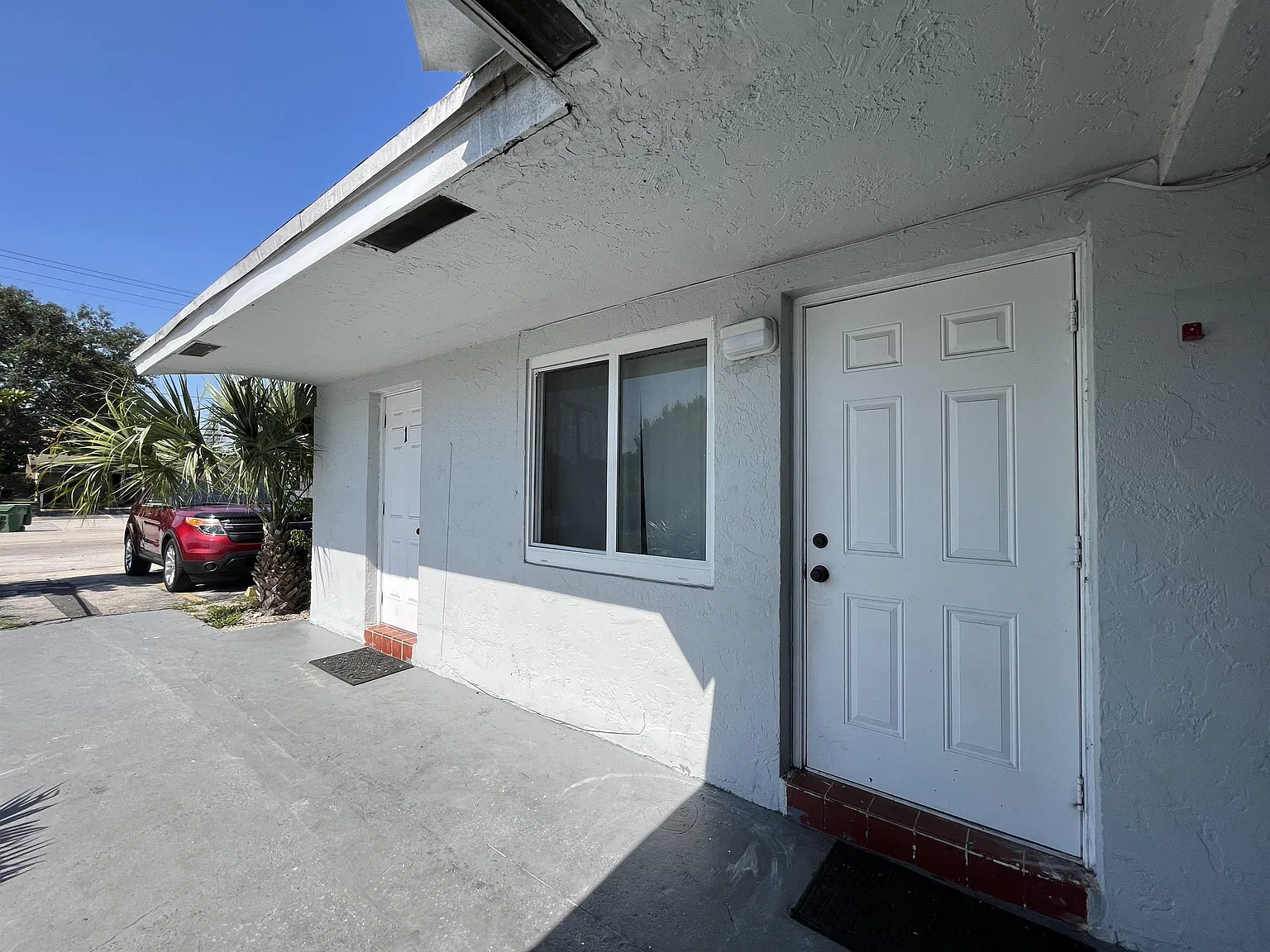 5600 Nw 15th St (Reib Llc)Do Not Send Anyone Without Owner Approval - 561-1 — Photo 2