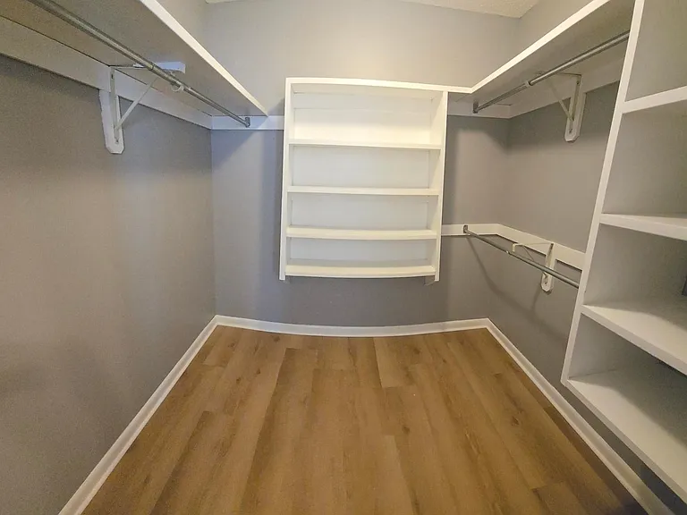 3929 Balsam Dr — Photo 20