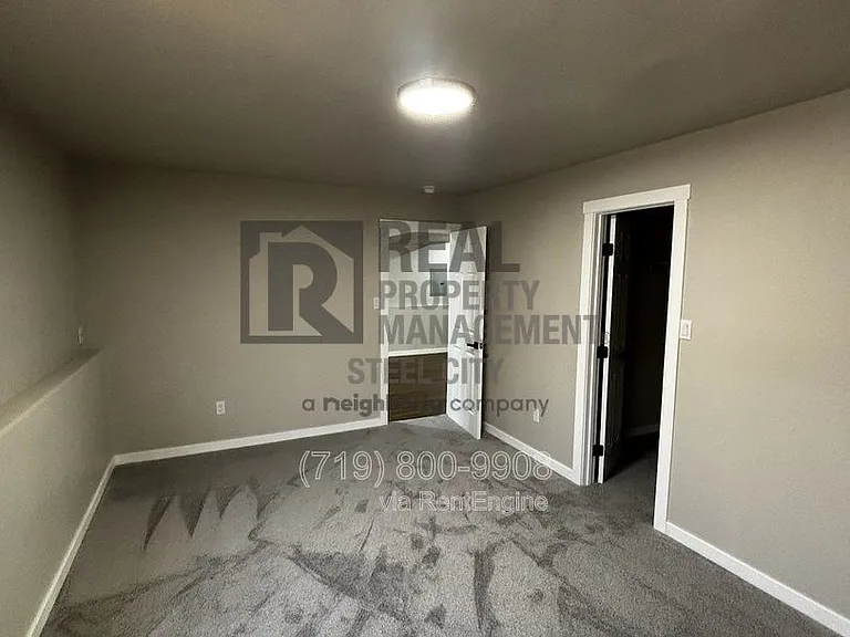 326 W Golden Eagle Way — Photo 14
