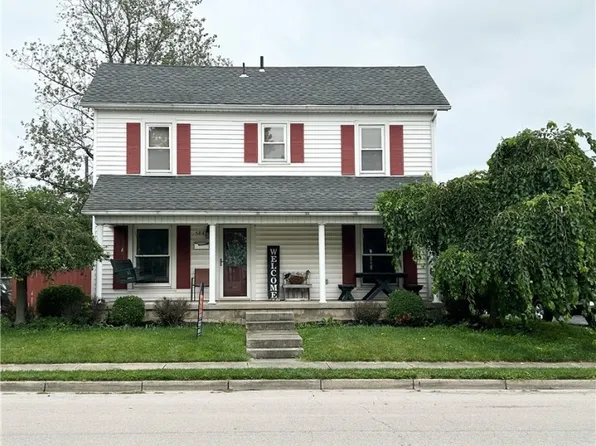 684 Vine St, Brookville, OH 45309