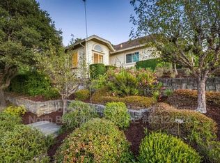 1160 Birch Dr, Petaluma, CA 94952