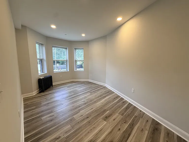 74 Kirkland St #25 — Photo 1