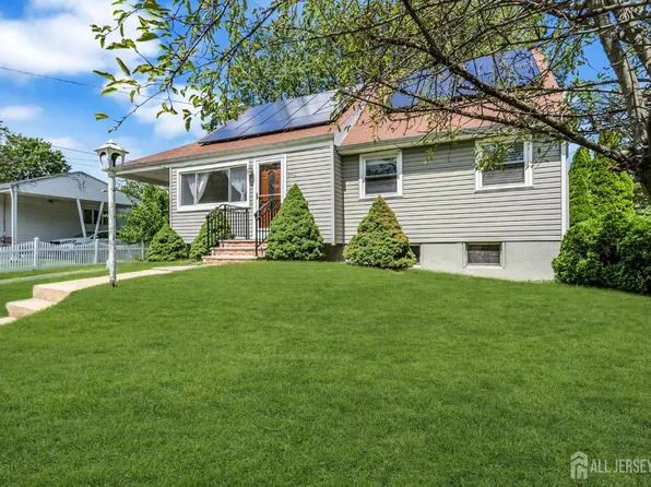 341 Middle Rd, Hazlet, NJ 07730