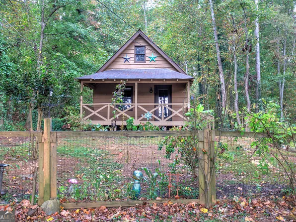 1264 Parksbrook Rd, Ellijay, GA 30540