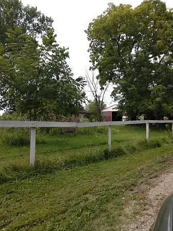3719 Hurt Rd SW — Photo 3