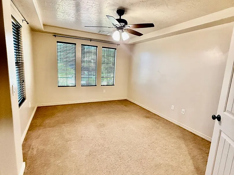 2931 E 1190 S — Photo 31