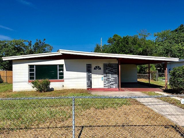 1st image of 7114 N 50th St