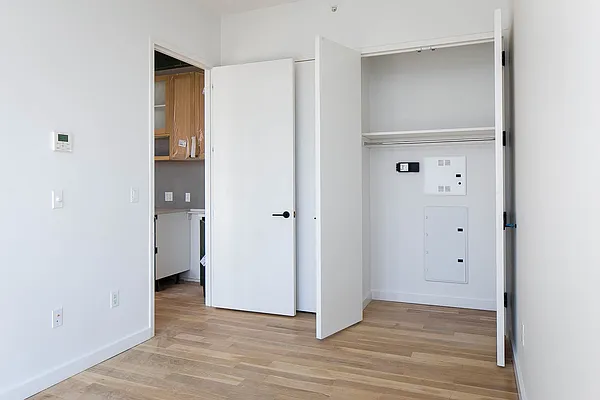 Rented by Nooklyn NYC LLC | media 26