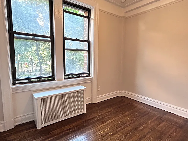 949 W End Ave #2E — Photo 6