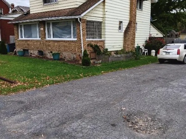 5811 California Ave, Altoona, PA 16602