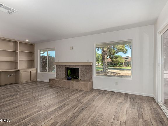 5th image of 9863 W COUNTRY CLUB Court