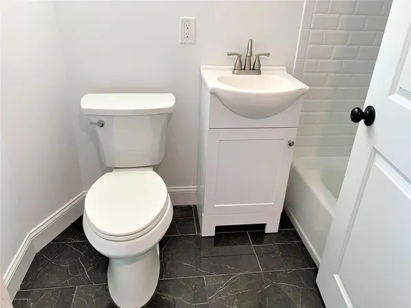 1 Curtis Ct, Staten Island, NY 10310