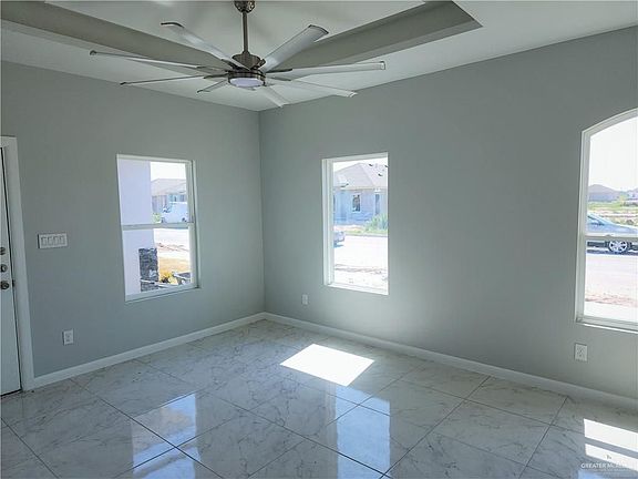 4th image of 919 Blair Ave #4