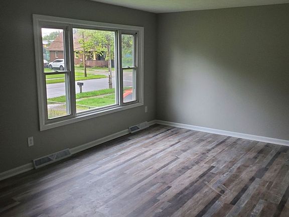 2nd image of 234 Parmely Ave