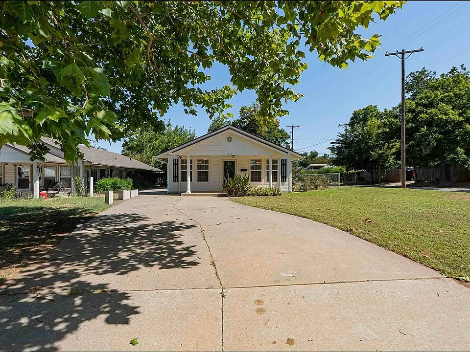 1601 NW 46th St