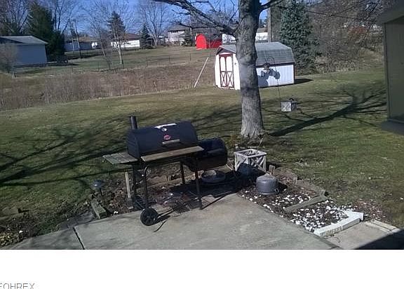5th image of 6060 Sunset Dr