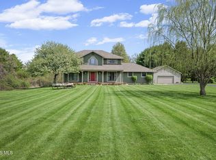 4337 Albon Rd, Monclova, OH 43542