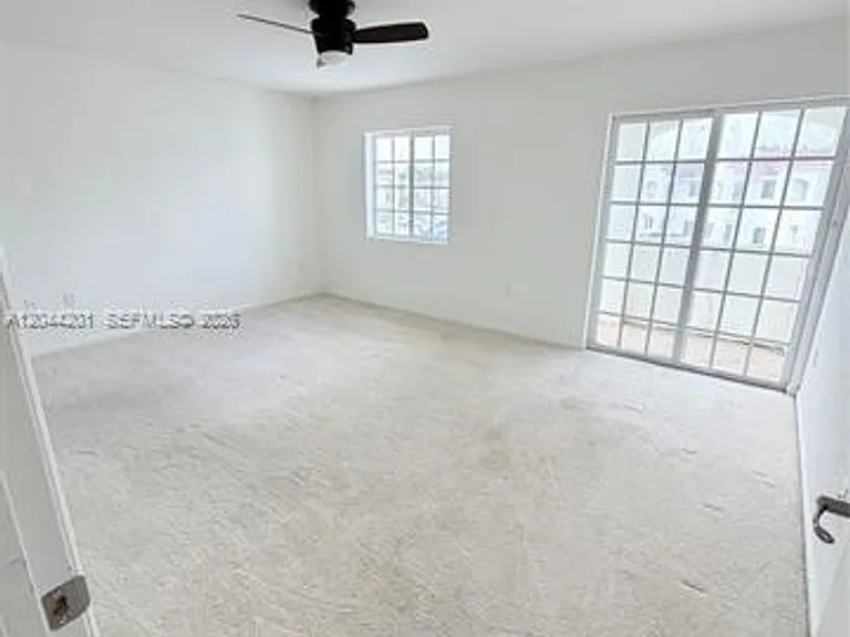 119 SW 6th Ln — Photo 24
