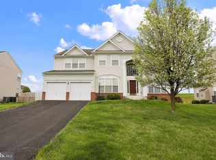 3875 Rolling Hls, Greencastle, PA 17225