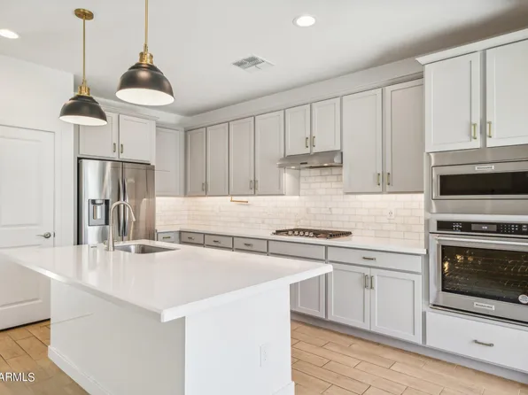 6412 N 17th Place, Phoenix, AZ 85016