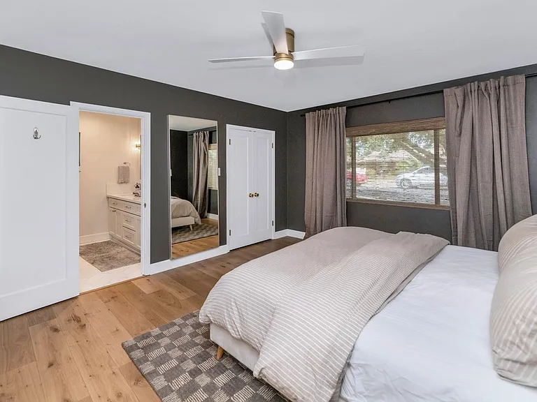 103 W Palmcroft Dr — Photo 14