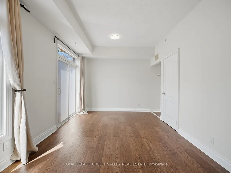 88 Carr St #Townhouse 21 — Photo 15