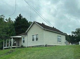 1008 Pike St, Parkersburg, WV 26101